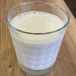 本当に牛乳でお酒が飲めるようになる？牛乳が体に及ぼす影響とは？